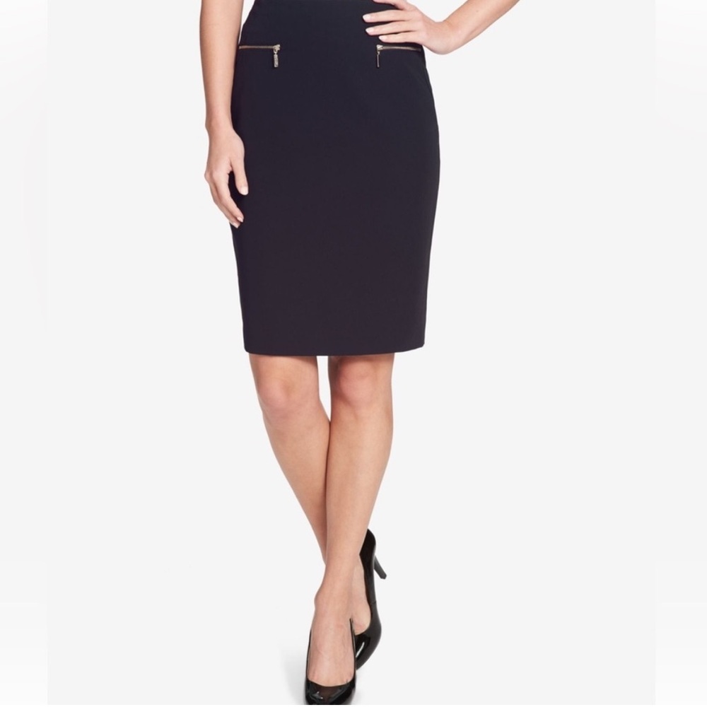 Tommy Hilfiger Navy Pencil Skirt Gold Zippers Business Formal Women’s Sz 2
